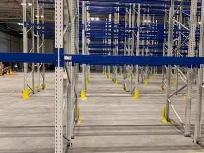 installation of pallet racks 13